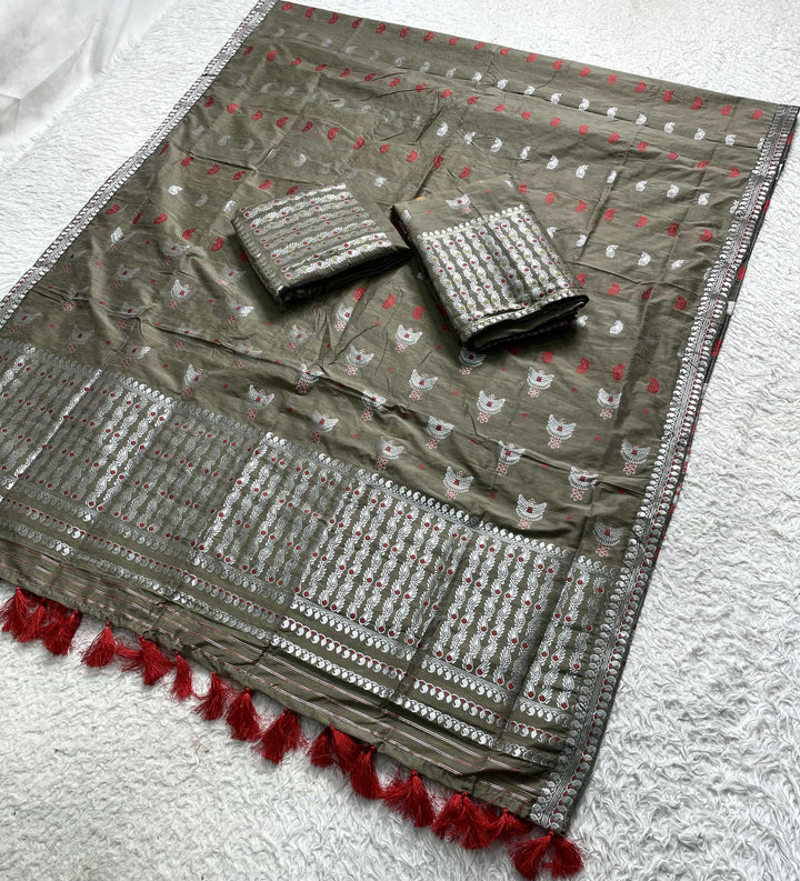 Ready-To-Wear Silver Silver Super Cotton* Mekhela Sador