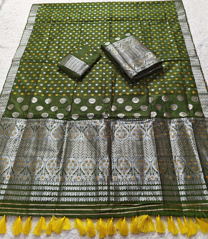 Ready-To-Wear Silver Jari & Dhaga AC Cotton* Mekhela Sador