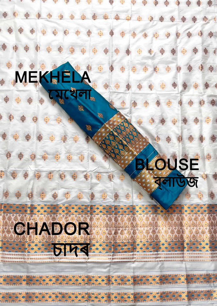 White Contrast Mix Set Mekhela Sador