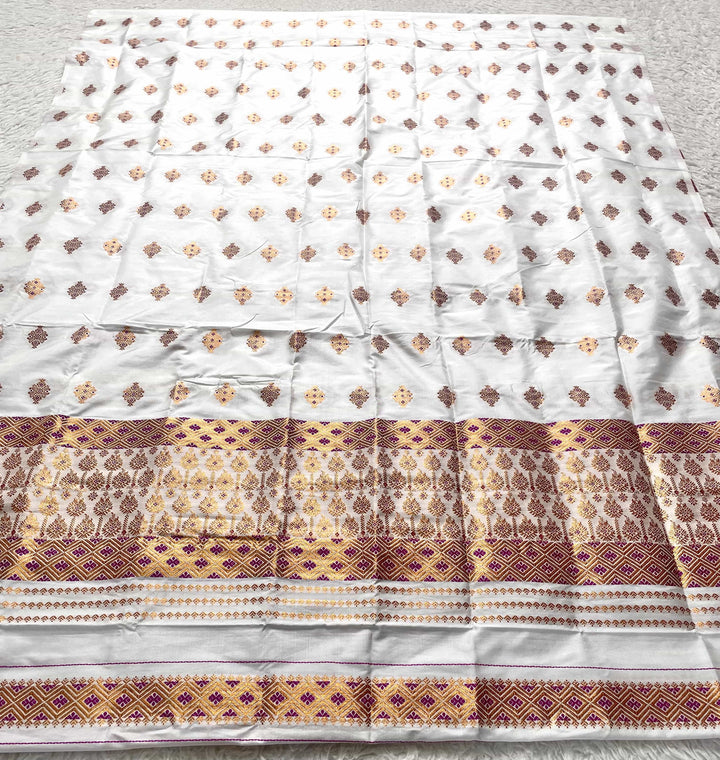 White Contrast Mix Set Mekhela Sador