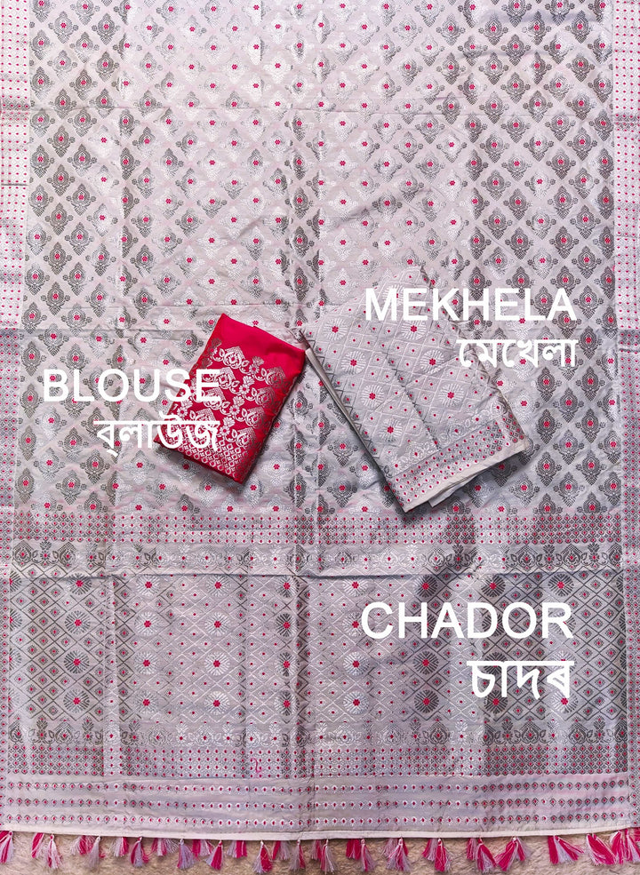 Ready-To-Wear Mix Set Mekhela Sador - Contrast Rani Blouse